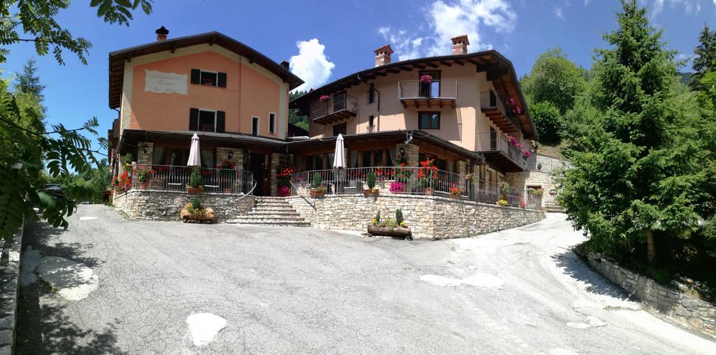Agriturismo Cornei Da Nadia Pension Collio Buitenkant foto