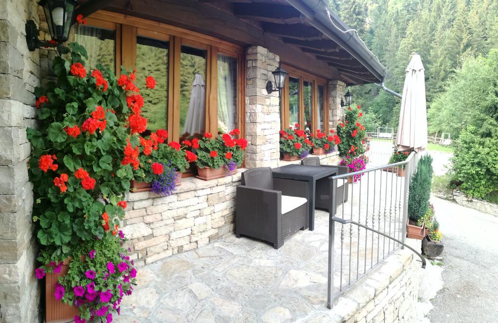 Agriturismo Cornei Da Nadia Pension Collio Buitenkant foto