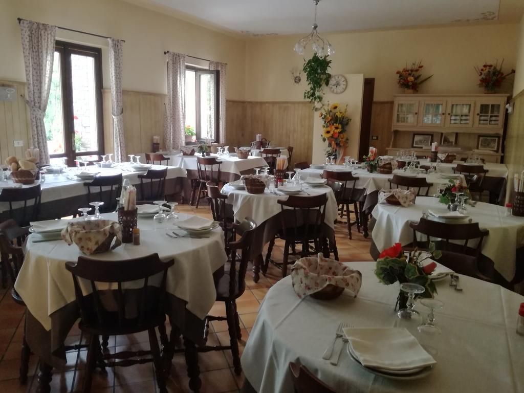 Agriturismo Cornei Da Nadia Pension Collio Buitenkant foto